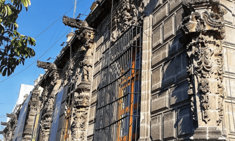 La Casa de los Mascarones historia, leyendas y misterio en el corazón de la CDMX