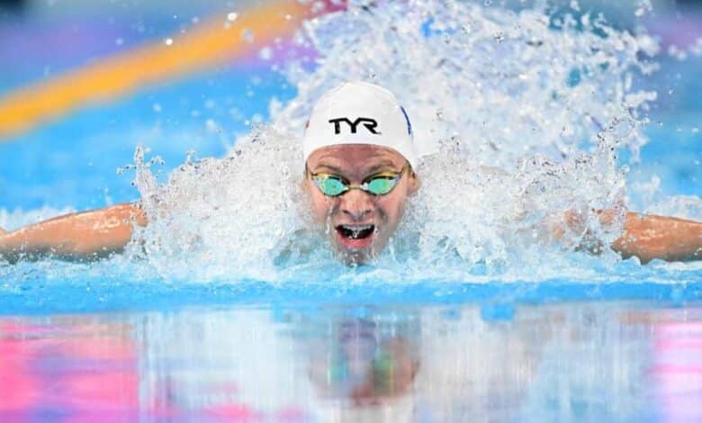 Léon Marchand destrozó la marca mundial de los 200 metros combinado individual