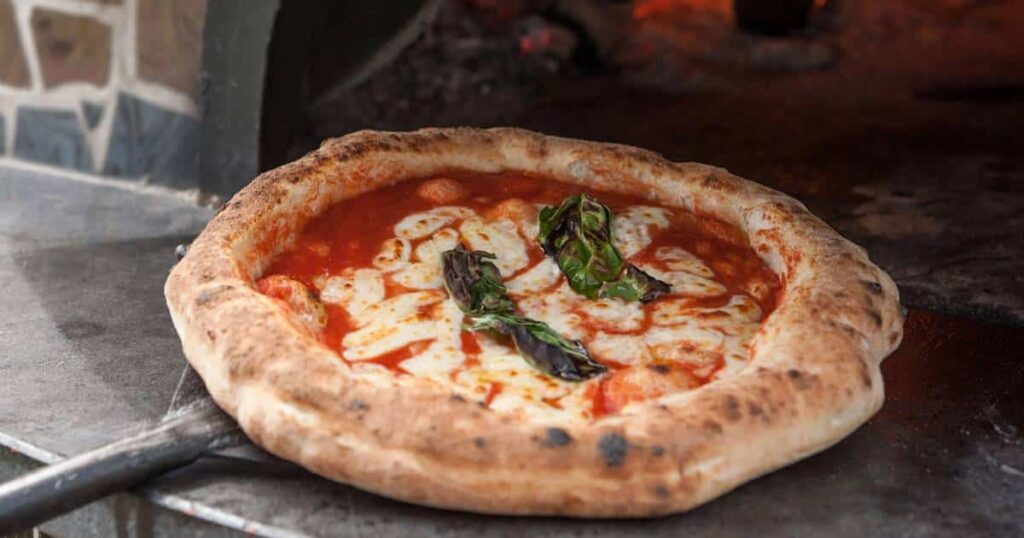 Pizza de Nápoles,Gastronomía Italiana,Comida Italiana,Pizza,Nápoles